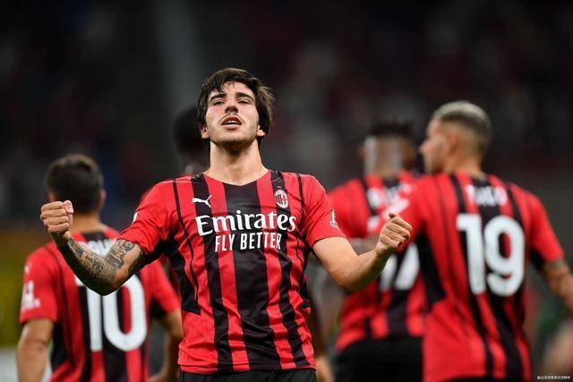 萨卡本赛季在英超送出10次助攻 五大联赛首位球员